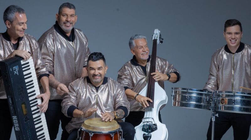 'Todo quiero contigo' de El combo de Las Estrellas con Daniel Calderón y Los Gigantes del Vallenato