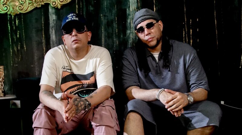 J-King y Maximan muestran su versatilidad artística en el EP acústico “Lágrimas Del Cora”